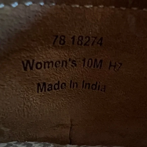 Johnston and Murphy silver and cream penny loafers size 10 - Picture 12 of 15